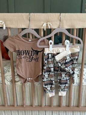 Howdy Y'all Baby Bodysuit & Printed Southwestern Pants Set - Brown & Cream